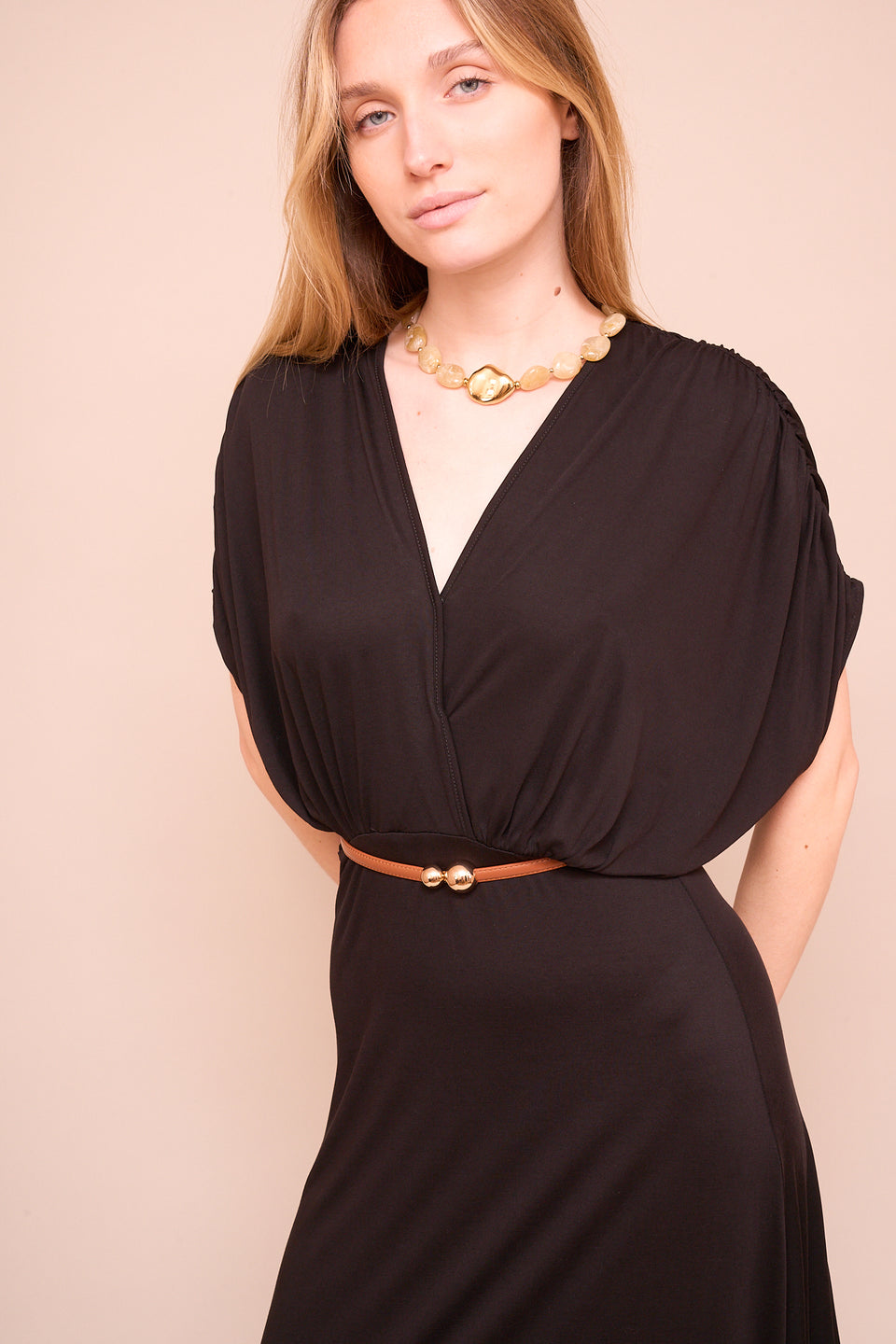 Robe Apolyte Noir - Image 7
