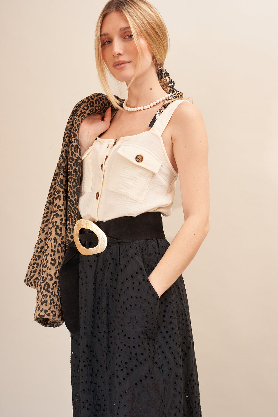 Haut Lev Ecru - Image 4
