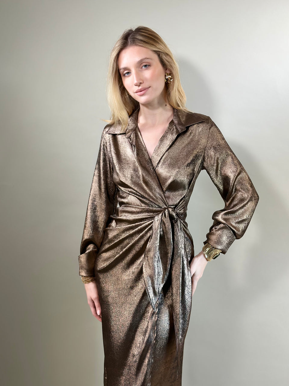 Robe Saphir Lame Or - Image 2