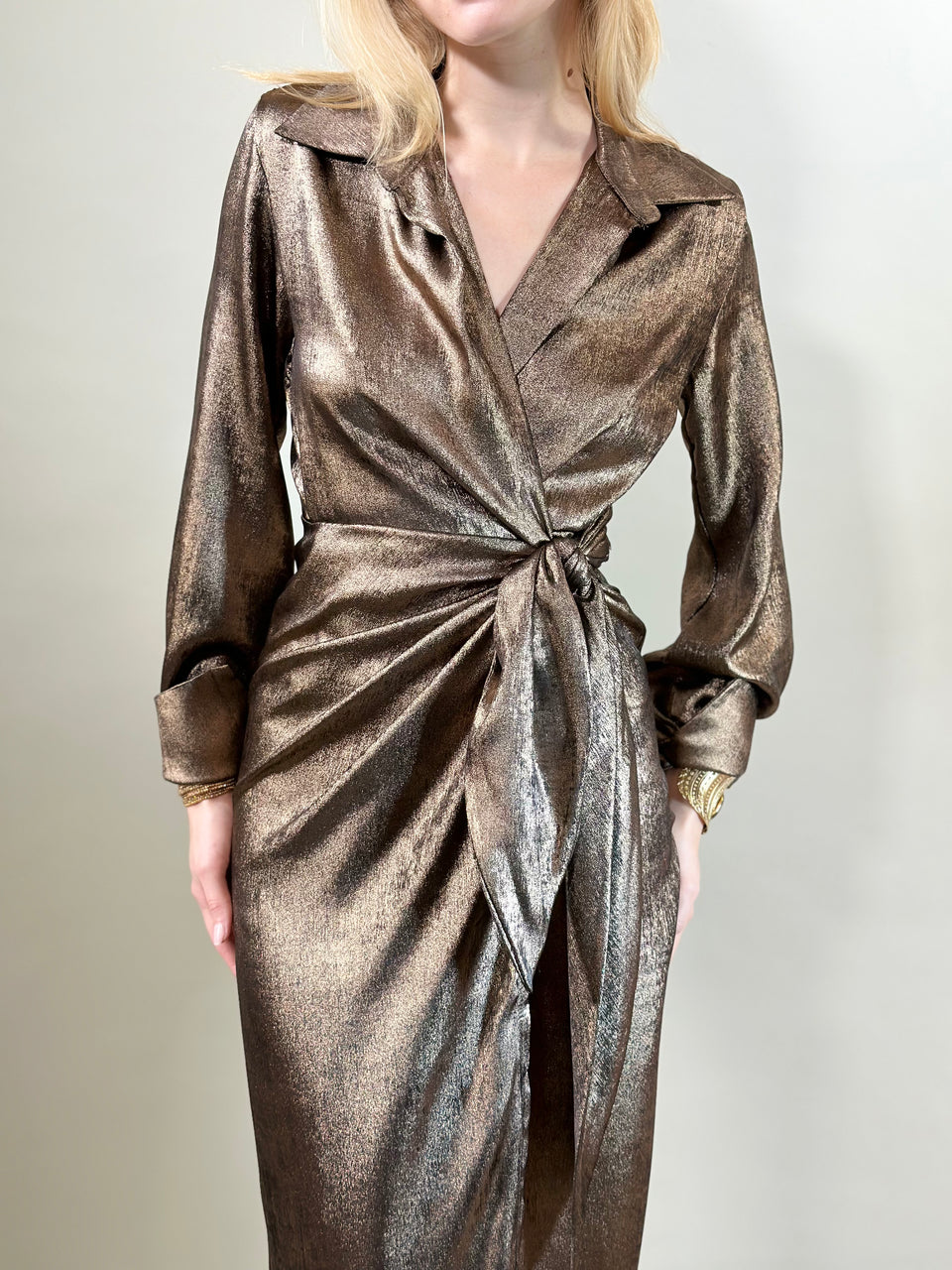 Robe Saphir Lame Or - Image 3