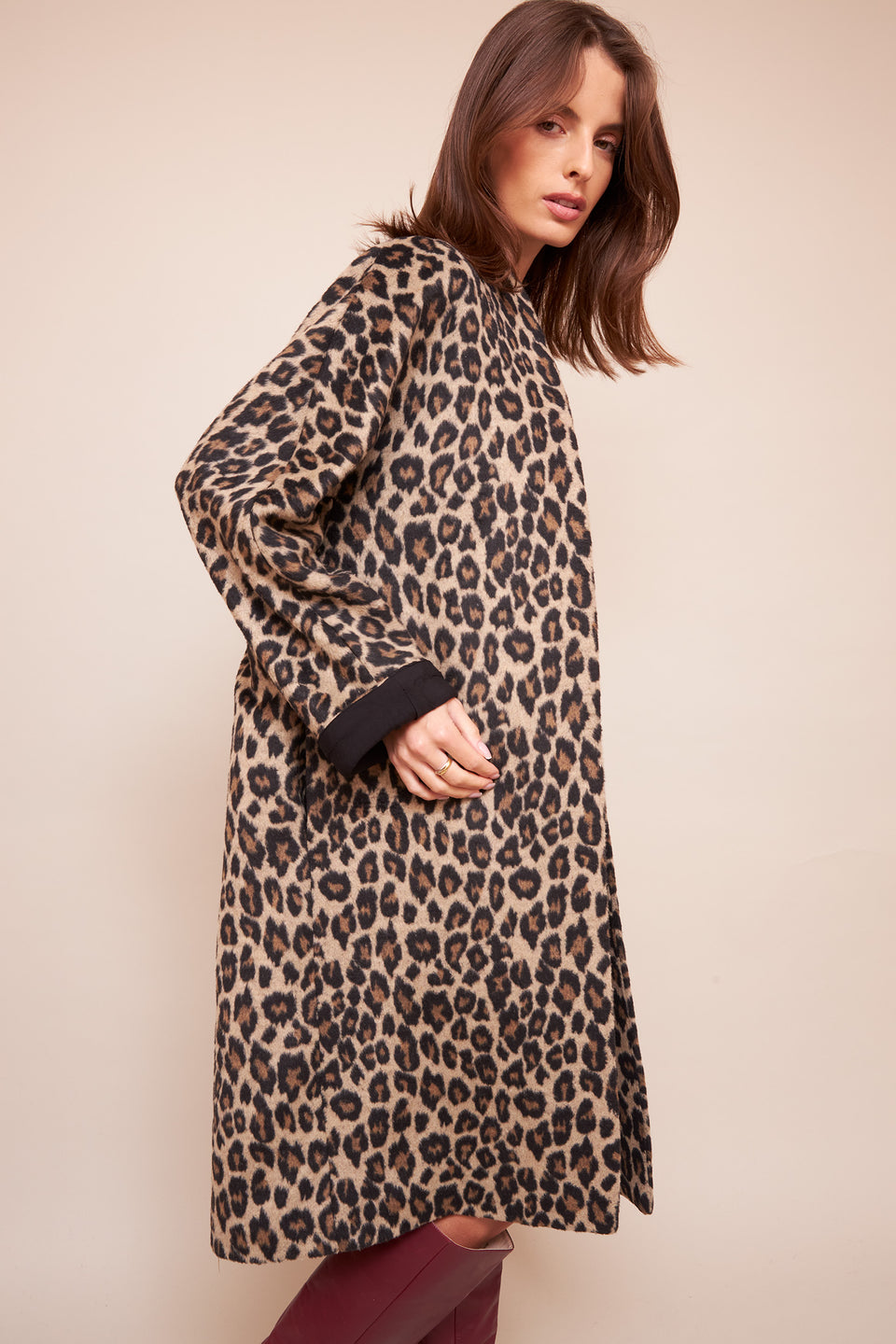 Manteau Sarah miel Léopard - Image 3