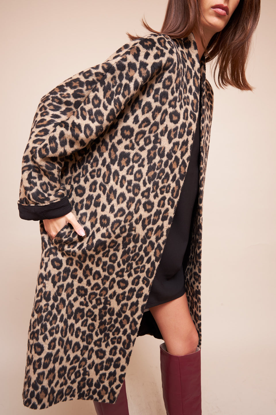 Manteau Sarah miel Léopard - Image 6