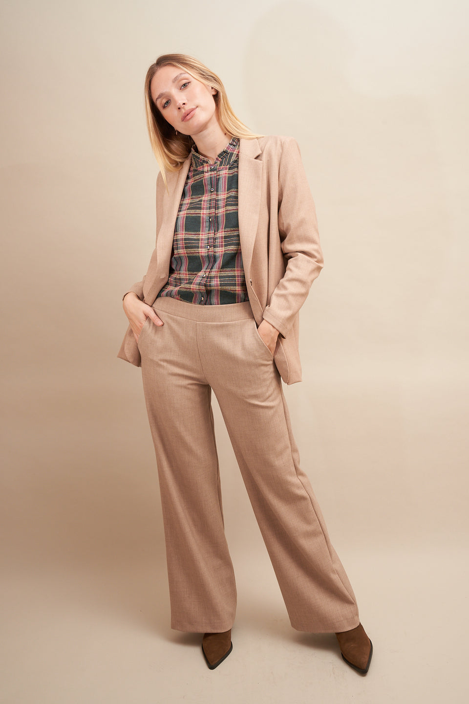 Pantalon Daniel Beige - Image 6