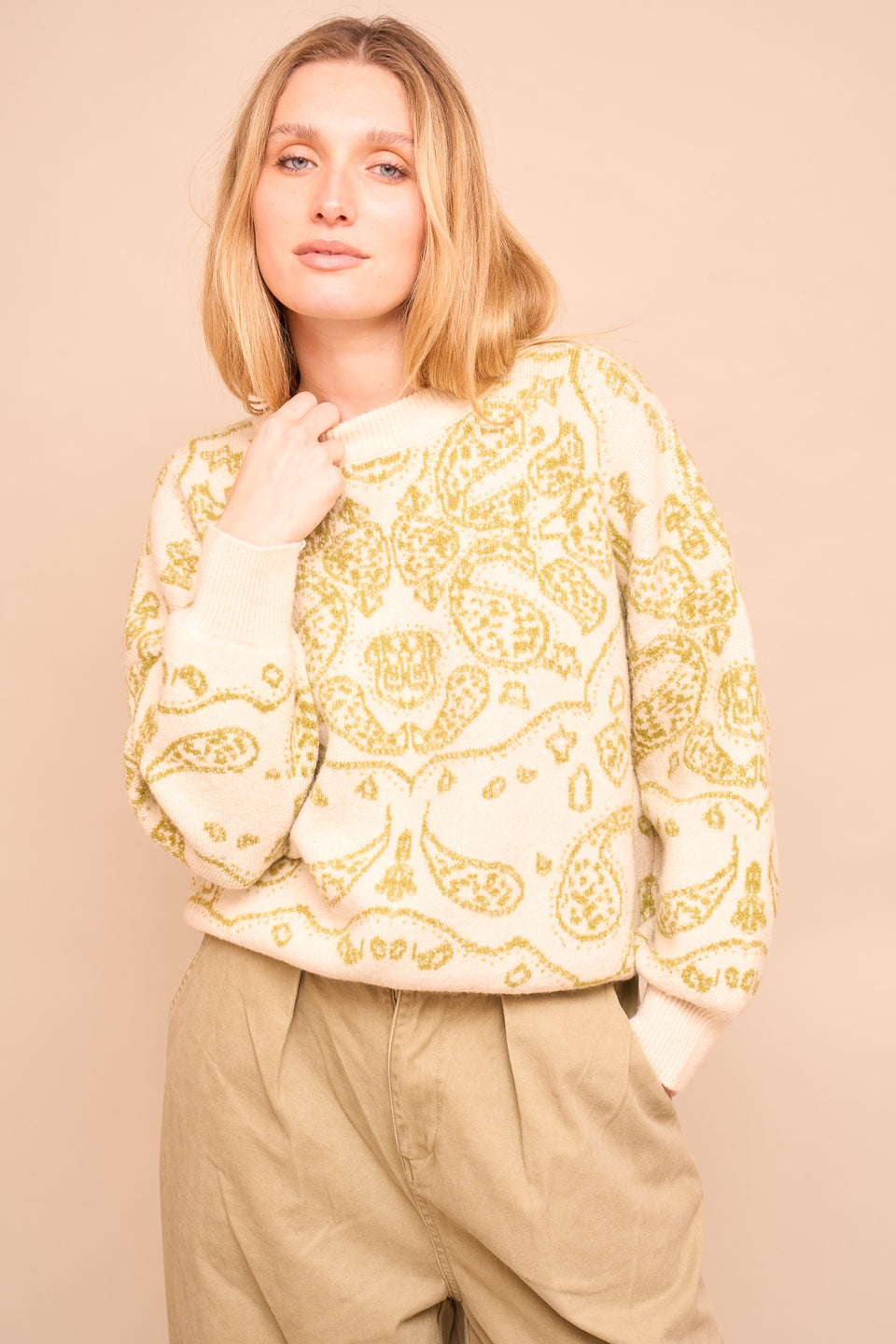 Pull Nidana Ecru - Image 3